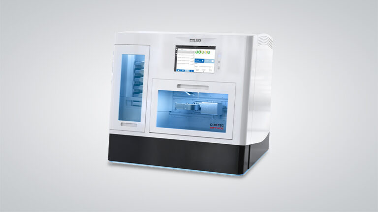 Coritec Mythos verfügt über fünf Achsen und kann sowohl additiv als auch subtraktiv 3D-Formen herstellen.