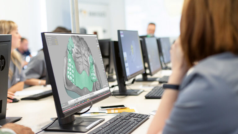Auch online stehen viele Kurse zum Lernen bereit, z. B. das Live-Online-Training „Digitaler Modellguss Hybridfertigung mit exocad“.